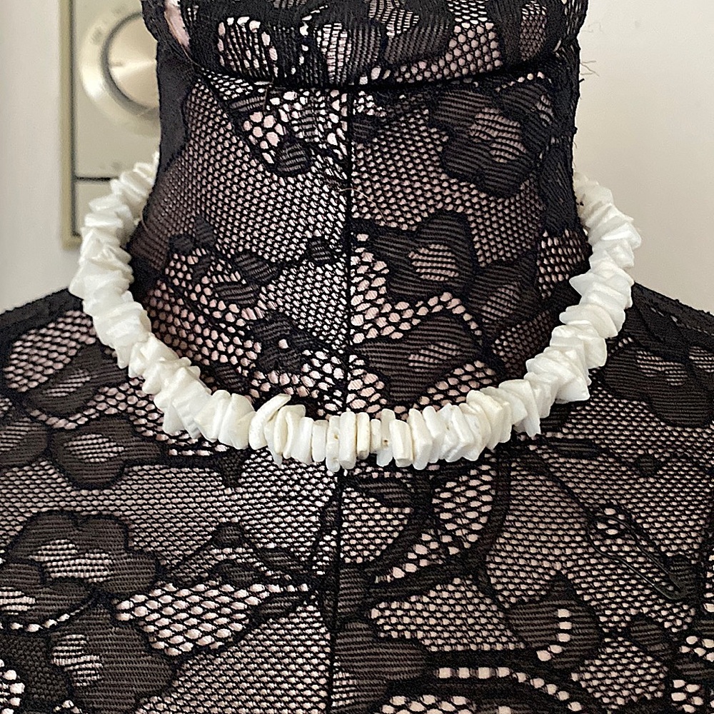 White Puka Shell Necklace, Hawaiian style